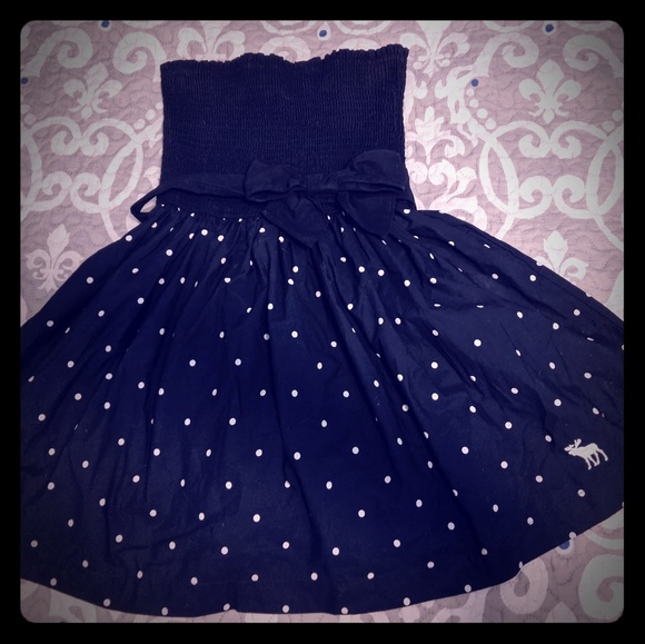 Dress - Picture 3 of 3